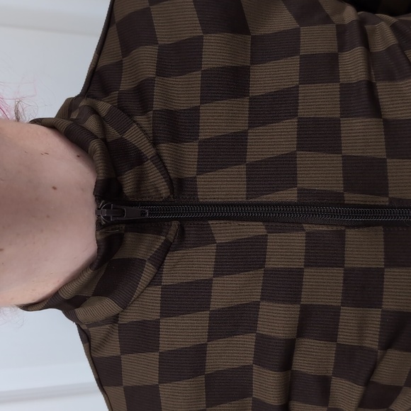 🆕️ H&M Crop Brown check long sleeve zip up Sz M NWT - Picture 2 of 10